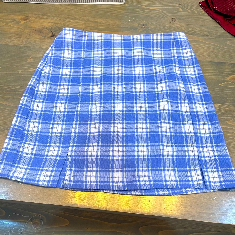 Blue plaid mini skirt!